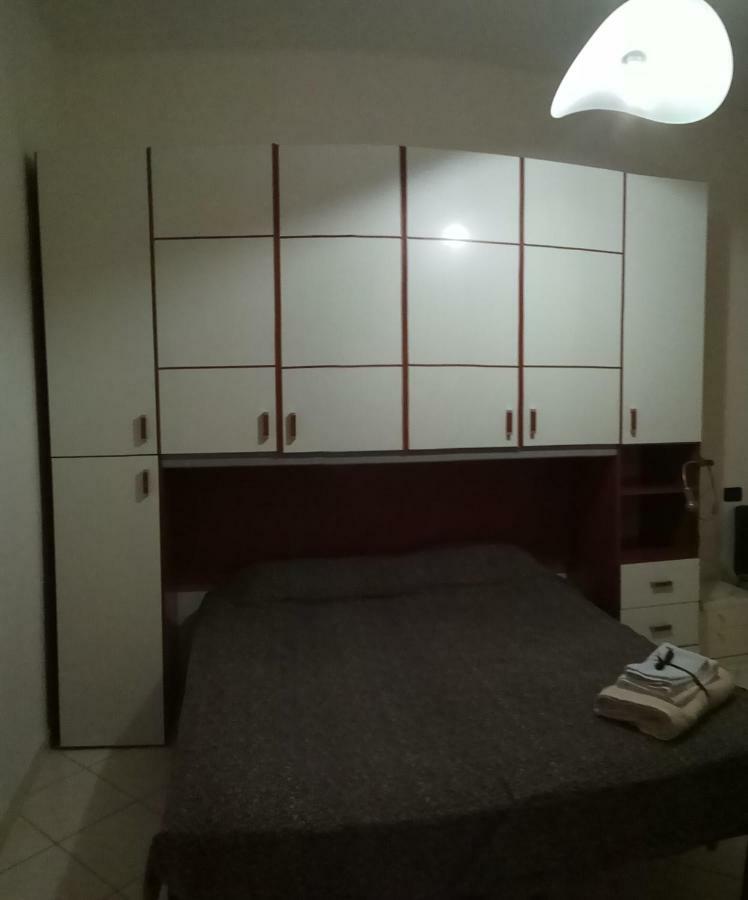 Scarpone Apartment Pavia Bagian luar foto