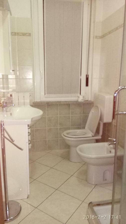 Scarpone Apartment Pavia Bagian luar foto