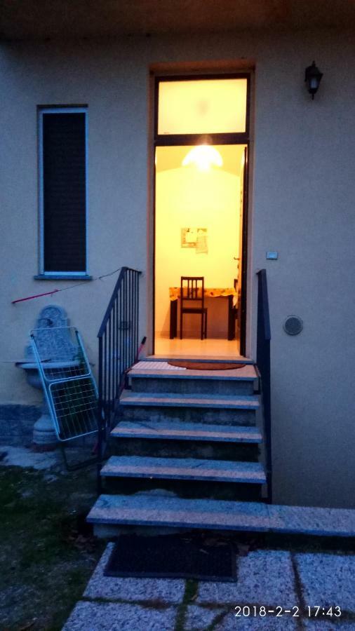 Scarpone Apartment Pavia Bagian luar foto